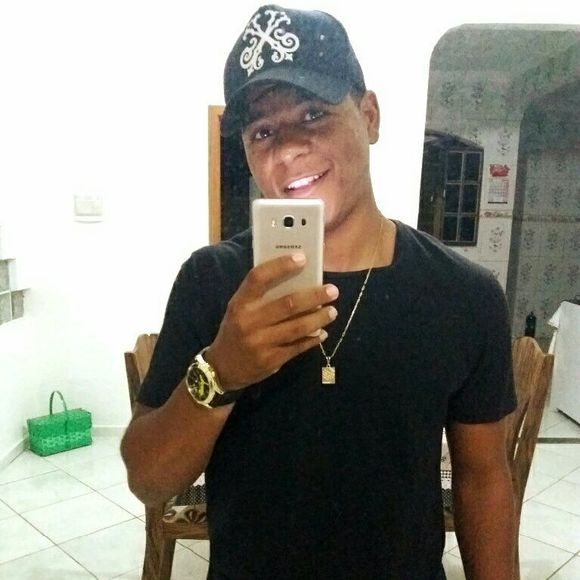 Meet your Posher, Diego - Picture 1 of 1